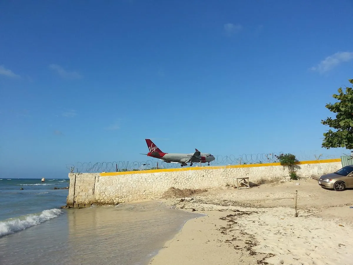 Ultimate Freedom Bed And Breakfast Santa Cruz 0*,  Jamaica